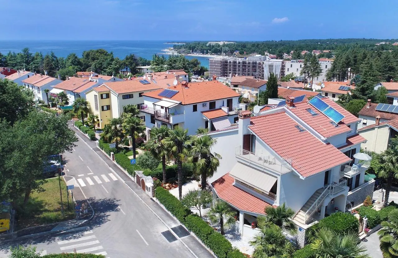 Apartments Marija Porec 0*,